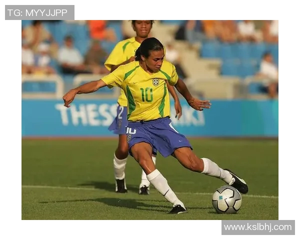 世界顶级女足球员盘点：从玛塔到梅根拉皮诺历程与成就分析